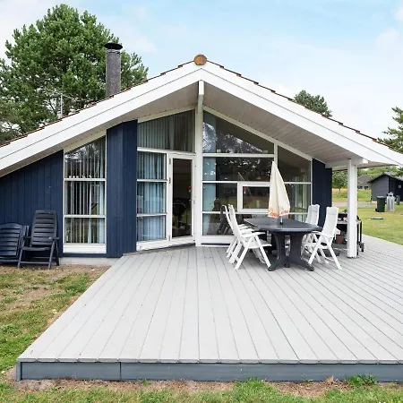 Three-bedroom In Rodby 6